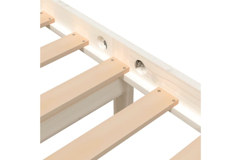 Sengeramme hvit heltre furu 120x200 cm - Hvit - Møbler - Senger - Sengeramme & sengestamme