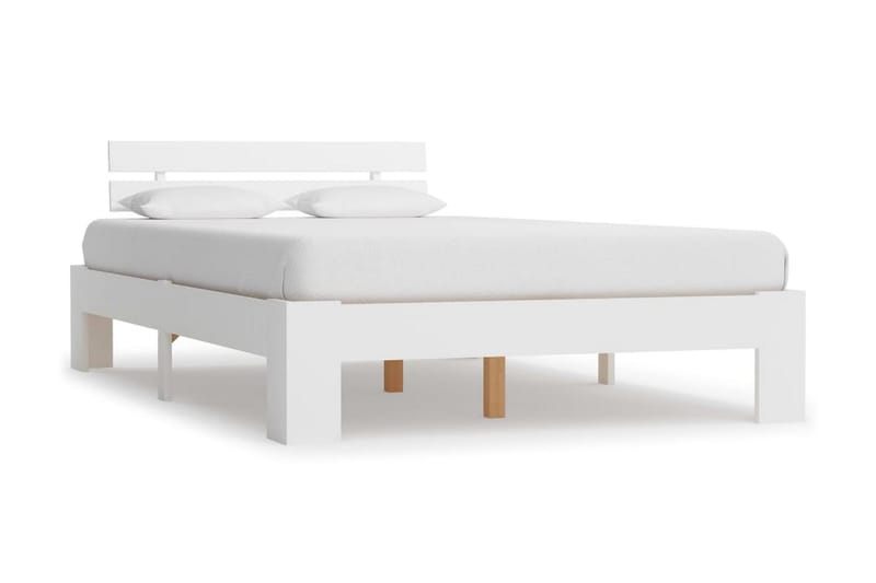 Sengeramme hvit heltre furu 140x200 cm - Hvit - Møbler - Senger - Sengeramme & sengestamme