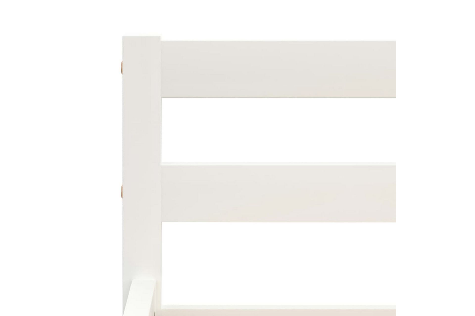 Sengeramme hvit heltre furu 140x200 cm - Hvit - Møbler - Senger - Sengeramme & sengestamme