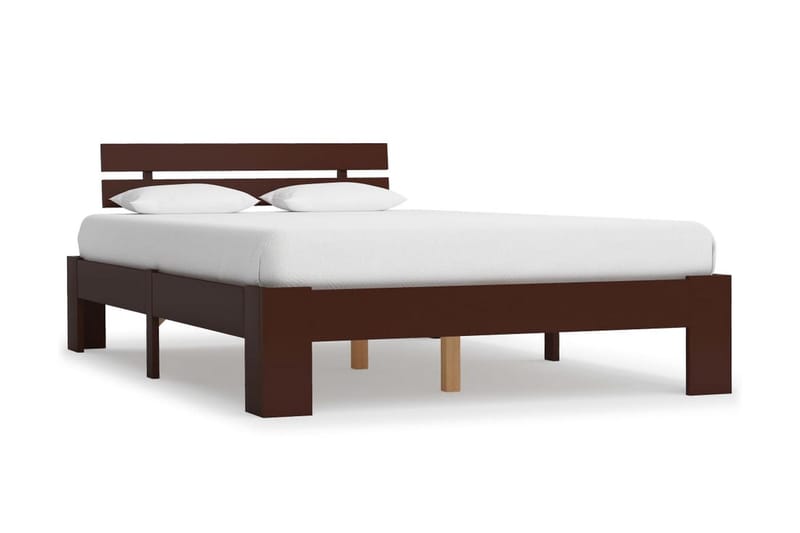 Sengeramme mørkebrun heltre furu 140x200 cm - Brun - Møbler - Senger - Sengeramme & sengestamme