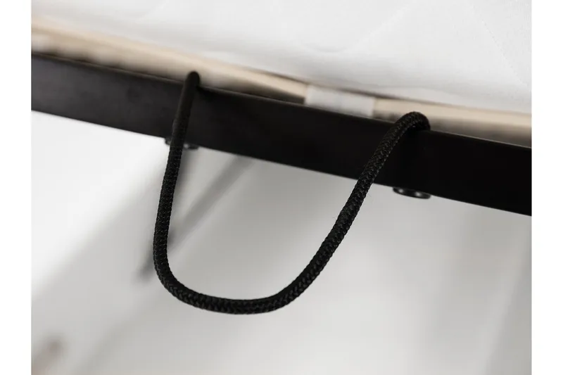 Veslbu Sengepakke 160x200 cm i Kunstlær med Oppbevaring og Sengegavl + Overmadrass - Hvit - Møbler - Senger - Sengeramme & sengestamme