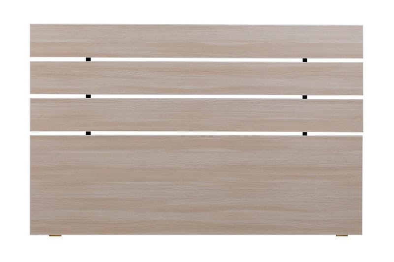 Feldene Sengegavl, Eik