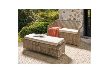 2-sitssoffa med fotpall Beliani Susua Nature||White - Hagemøbler - Utesofa - Hagebenk & hagesofa