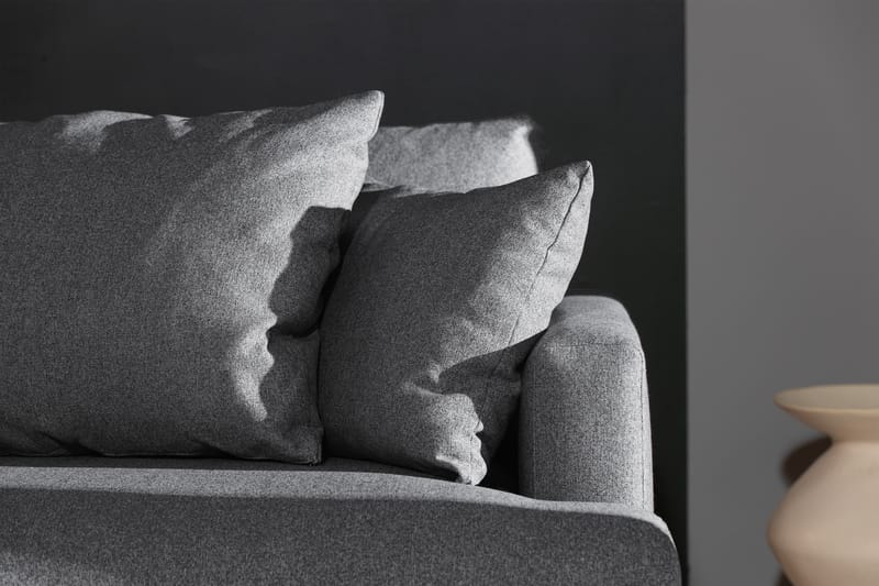 Menard 3-seters Dyp Stoffsofa - Mørk grå - Møbler - Sofaer - Sofa 3 seter