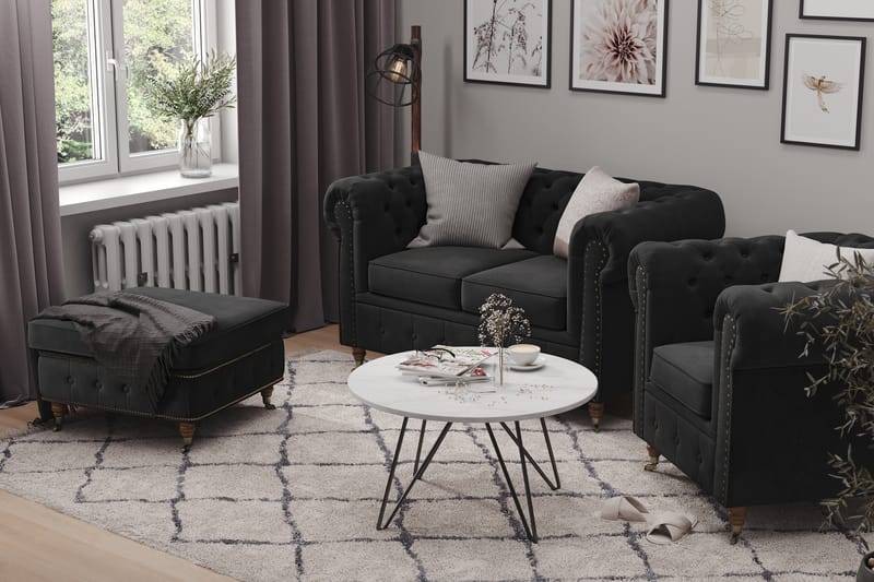 Chesterfield Deluxe Fløyelssofa 4-seter - Svart - Chesterfield sofaer - 4 seter sofa - Fløyel sofaer