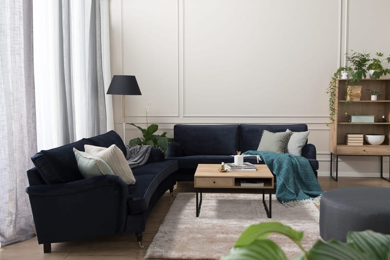Howard-sofa uten divan og sjeselong Bloomington Howard Classic fløyelssofa 3,5-seter Vera 4, Blå fløyel - Møbler - Sofaer - Sofa 3 seter