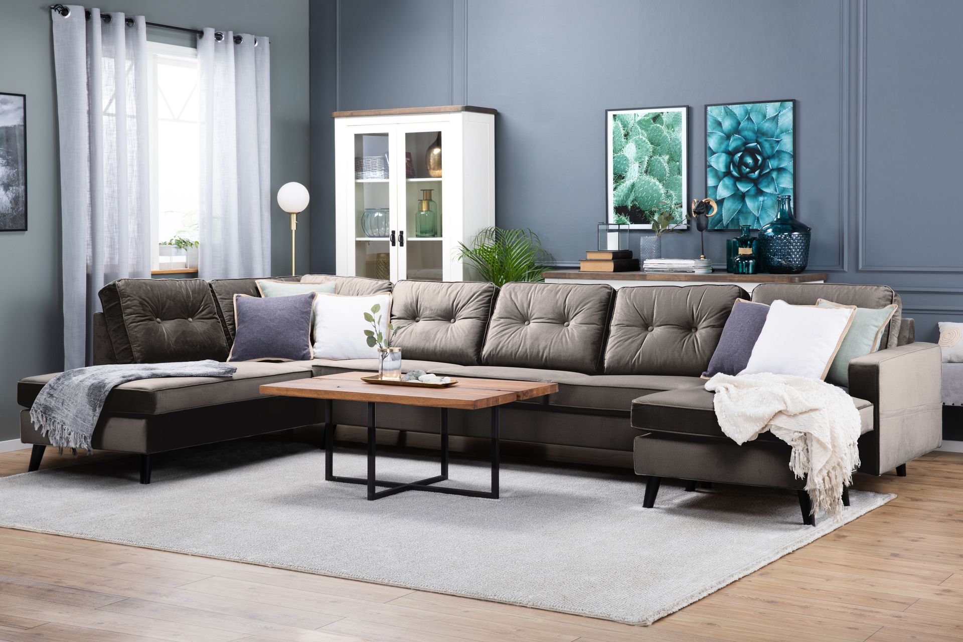 Monroe 6-seters Venstrevendt U-formet Large Sofa med Divan og Sjeselong i Fløyel - Brun - Møbler - Sofaer - Fløyel sofaer