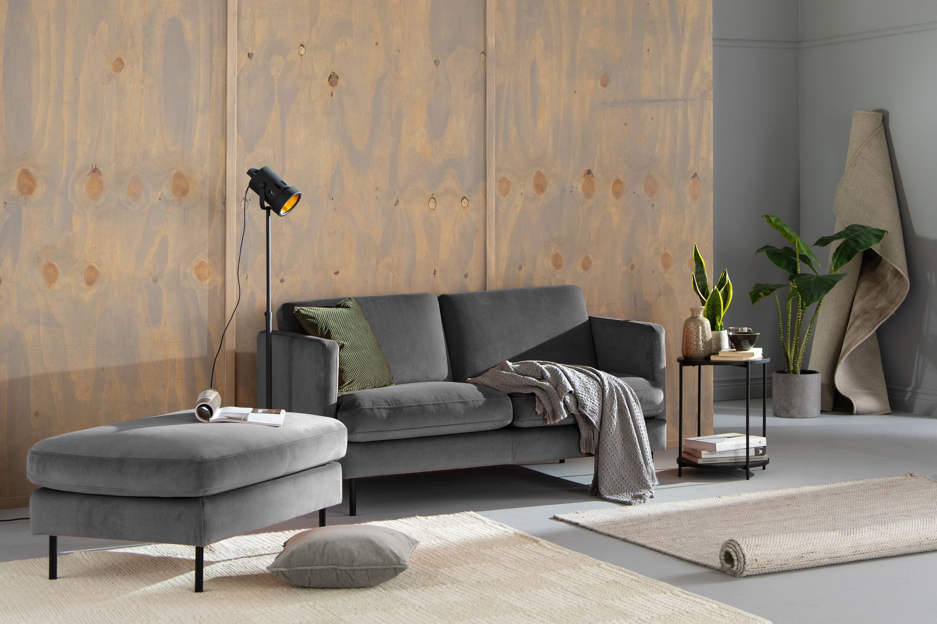 Teodin Fløyelssofa 2-seters - Lysegrå - Møbler - Sofaer - 2 seter sofa