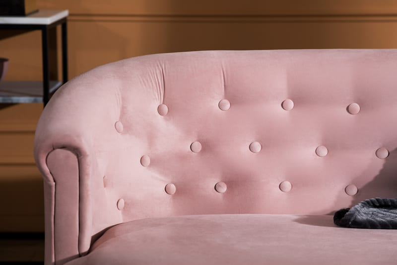 Dahlia Siss Sofa - Lyserosa Fløyel - Møbler - Sofaer - Howard sofa