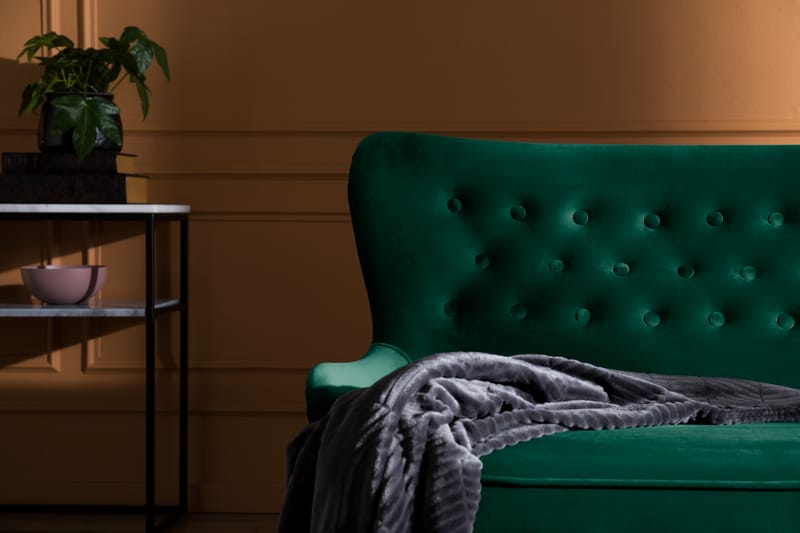 Dahlia Sofa Fløyel - Mørkgrønn - Howard sofa - Fløyel sofaer - 2 seter sofa