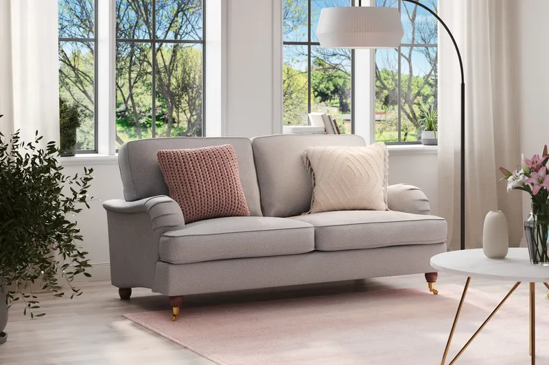 Howard Lyx 2-seters Stoffsofa - Lys grå - Møbler - Sofaer - Howard sofa