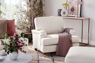 Howard Lyx 3-seters Fløyelssofa - Kremhvit - Møbler - Sofaer - Howard sofa