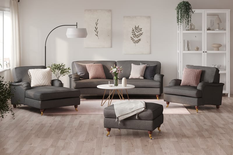 Howard Lyx 3-seters Svunget Stoffsofa - Mørk grå - Møbler - Sofaer - Howard sofa