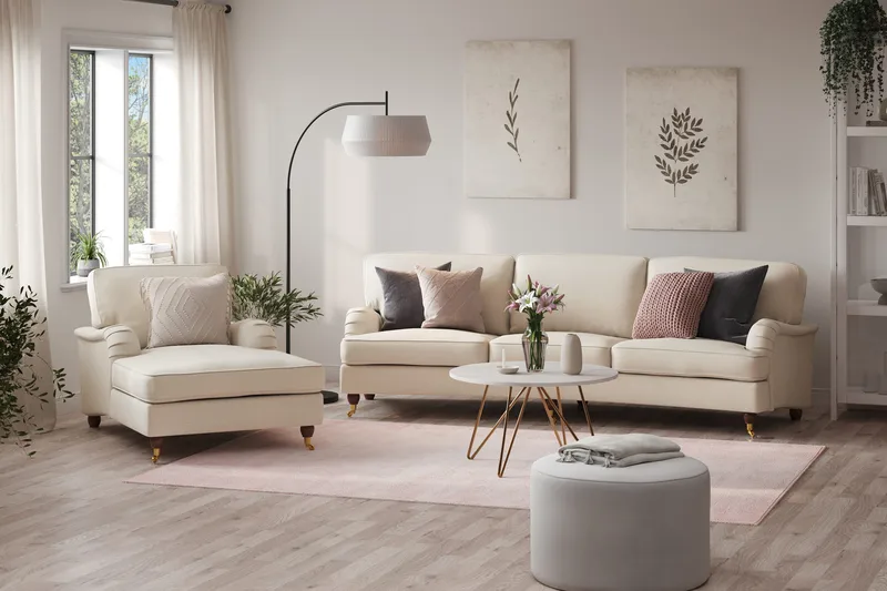 Howard Lyx 4-seters Bueformet Stoffsofa - Beige - Møbler - Sofaer - Howard sofa