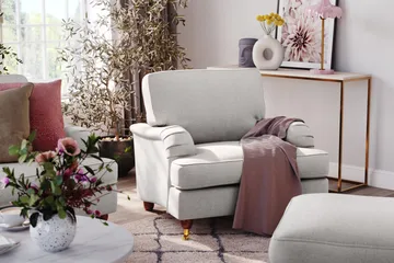 Howard Lyx 4-seters Stoffsofa - Lys grå - Møbler - Sofaer - Howard sofa