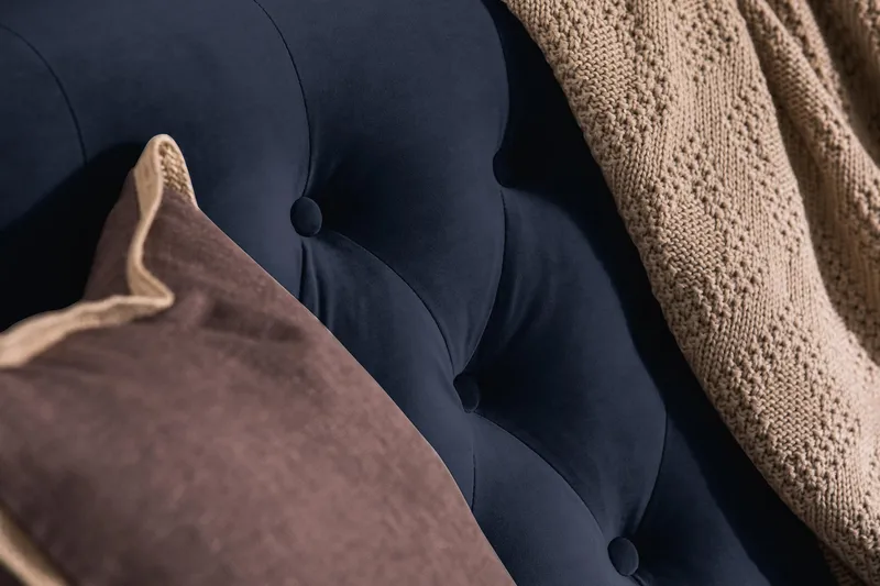 Howard Riviera 3-seters Fløyelssofa - Blå - Møbler - Sofaer - Howard sofa