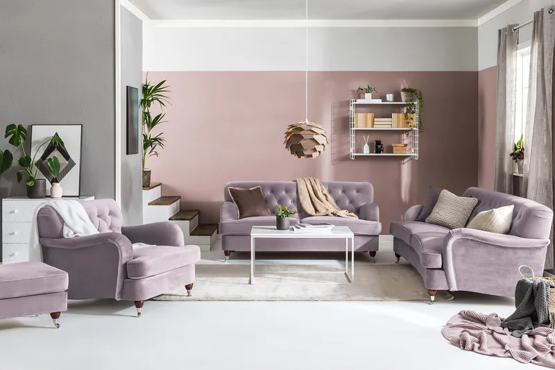 Howard Riviera 3-seters Svingt Fløyelssofa - Lilla - Møbler - Sofaer - Howard sofa