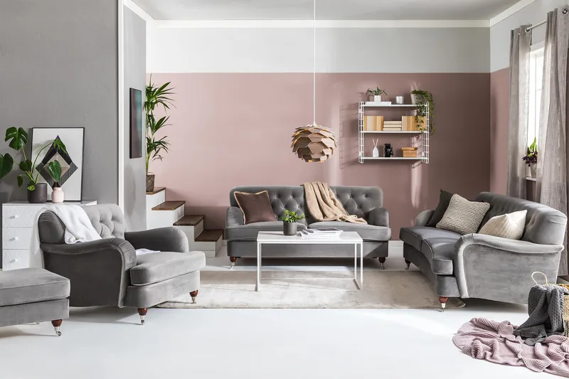 Howard Riviera 3-seters Svingt Fløyelssofa - Lys grå - Møbler - Sofaer - Howard sofa