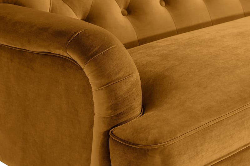 Howard Riviera 3-seters Svingt Fløyelssofa - Mørk gul - Møbler - Sofaer - Howard sofa