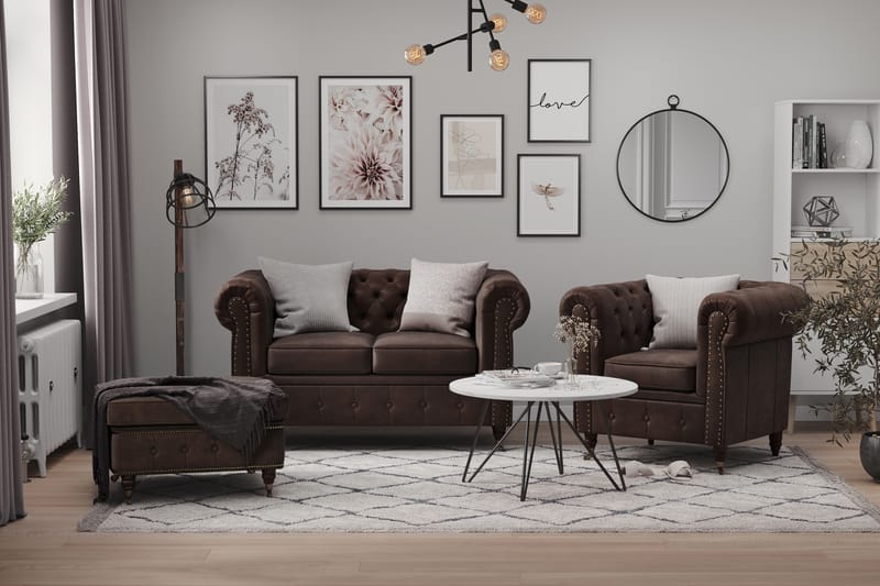 Chesterfield Deluxe 2-seters Sofa - Mørkebrun - Møbler - Sofaer - Skinnsofaer
