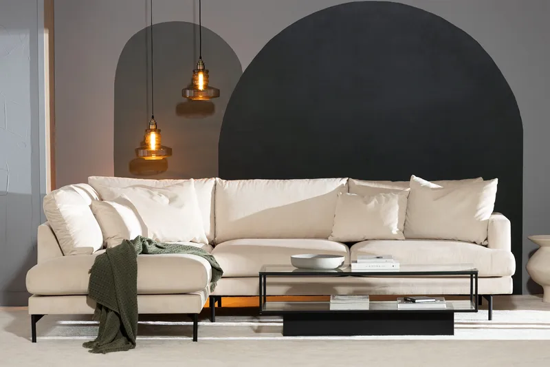 Menard 4-seters Venstrevendt Dyp L-formet Sjeselongsofa i Manchester - Beige - Møbler - Sofaer - Sofa med sjeselong - 4 seters sofa med divan