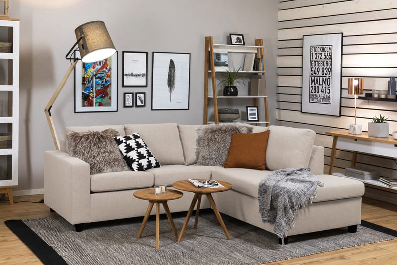 Crazy 3-seters Høyrevendt L-formet Sjeselongsofa i Stoff - Beige - Møbler - Sofaer - Sofa med sjeselong - 2 seters sofa med divan