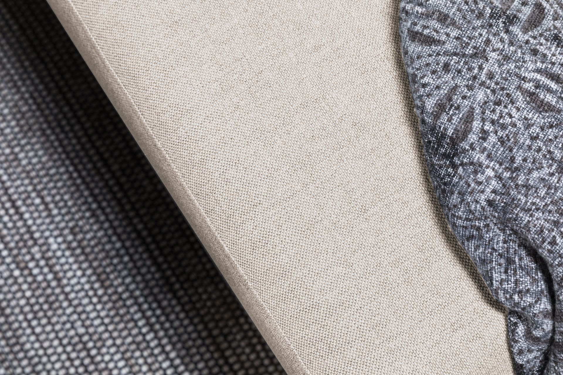 Crazy 4-seters Høyrevendt L-formet Sjeselongsofa i Stoff - Beige - Møbler - Sofaer - Sofa med sjeselong
