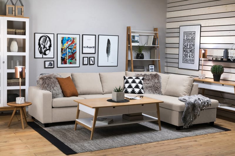 Crazy 4-seters Høyrevendt L-formet Sjeselongsofa i Stoff - Beige - Møbler - Sofaer - Sofa med sjeselong - 3 seters sofa med divan