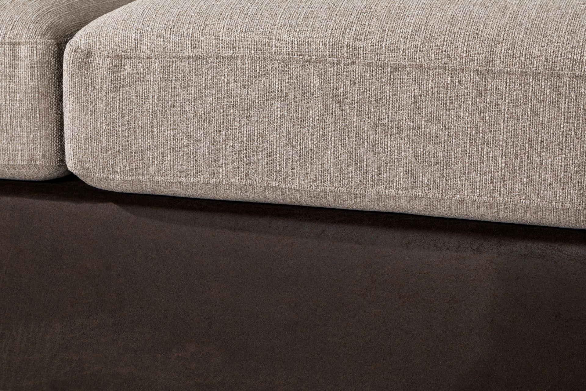 Cuba 4-seters Høyrevendt L-formet Sjeselongsofa i Kunstlær/Stoff - Brun / Beige - Møbler - Sofaer - Sofa med sjeselong