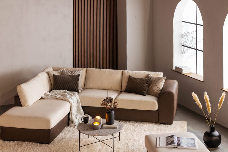 Cuba 4-seters Venstrevendt L-formet Sjeselongsofa i Kunstlær/Stoff - Brun / Beige - Møbler - Sofaer - Sofa med sjeselong