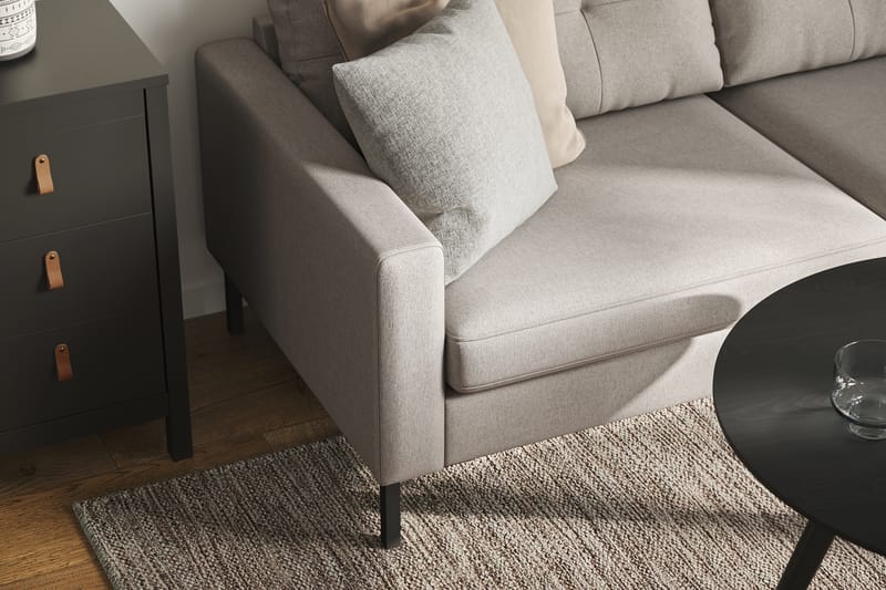 Frillestad 4-seters Høyrevendt L-formet Sjeselongsofa i Stoff - Beige - Møbler - Sofaer - Sofa med sjeselong