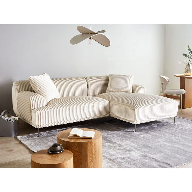 Hjørnesofa Stenum - Hvit, messing/Venstrevendt - Møbler - Sofaer - Hjørnesofa - Howard hjørnesofa