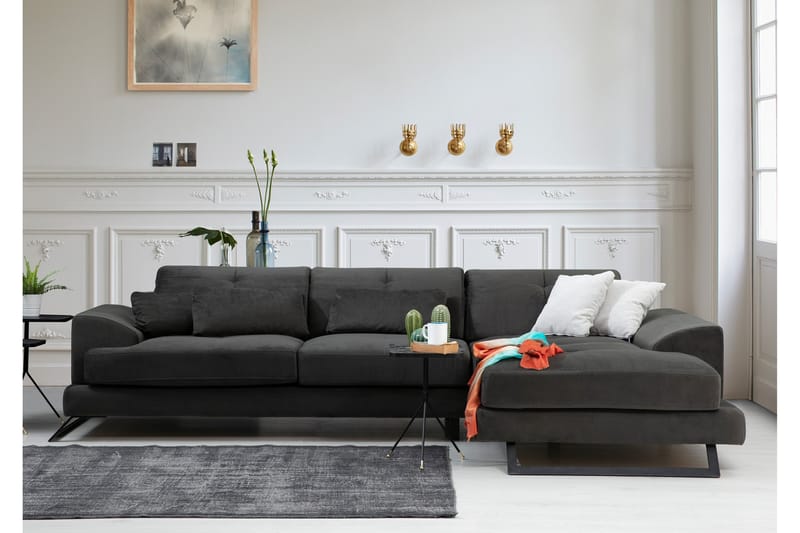 Jaraad Hjørnesofa med Divan Høyre - Svart - Møbler - Sofaer - Sofa med sjeselong
