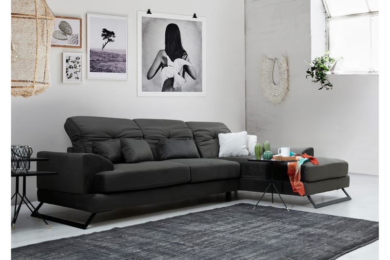 Jaraad Hjørnesofa med Divan Høyre - Svart - Møbler - Sofaer - Sofa med sjeselong