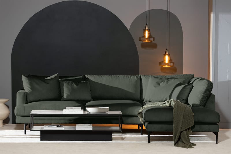 Menard 4-seters Høyrevendt Dyp L-formet Sjeselongsofa i Manchester - Grønn - Møbler - Sofaer - Sofa med sjeselong