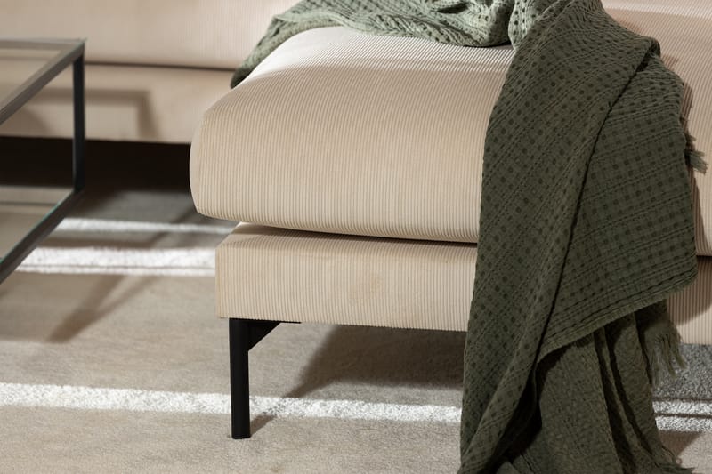 Menard 4-seters Høyrevendt L-formet Sjeselongsofa i Manchester - Beige - Møbler - Sofaer - Sofa med sjeselong