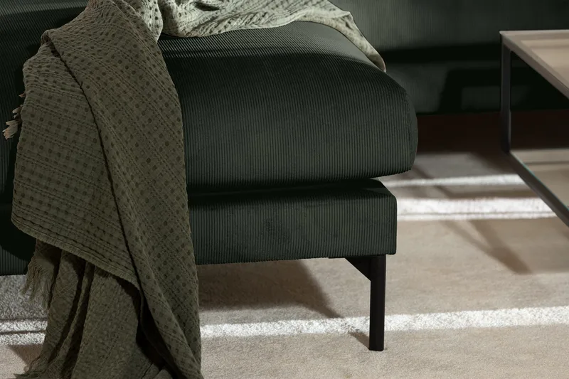 Menard 4-seters Venstrevendt Dyp L-formet Sjeselongsofa i Manchester - Grønn - Møbler - Sofaer - Sofa med sjeselong