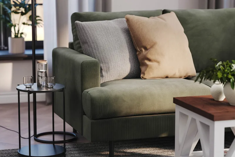 Menard Compact 4-seters Høyrevendt L-formet Sjeselongsofa i Manchester - Mørk grønn - Møbler - Sofaer - Sofa med sjeselong