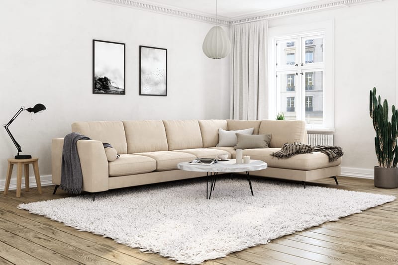 Ocean Lyx 4-seters Høyrevendt L-formet Sjeselongsofa i Fløyel - Beige - Møbler - Sofaer - Sofa med sjeselong - 4 seters sofa med divan