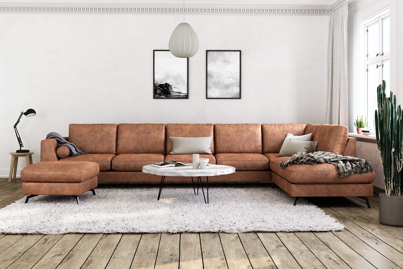 Ocean Lyx 6-seters Høyrevendt U-formet Sofa med Divan og Sjeselong + Fotskammel i Kunstlær - Brun - Møbler - Sofaer - U-sofa