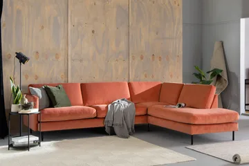 Teodin 2,5-seters Fløyelssofa med Sjeselong Høyre - Rosa - Møbler - Sofaer - Sofa med sjeselong