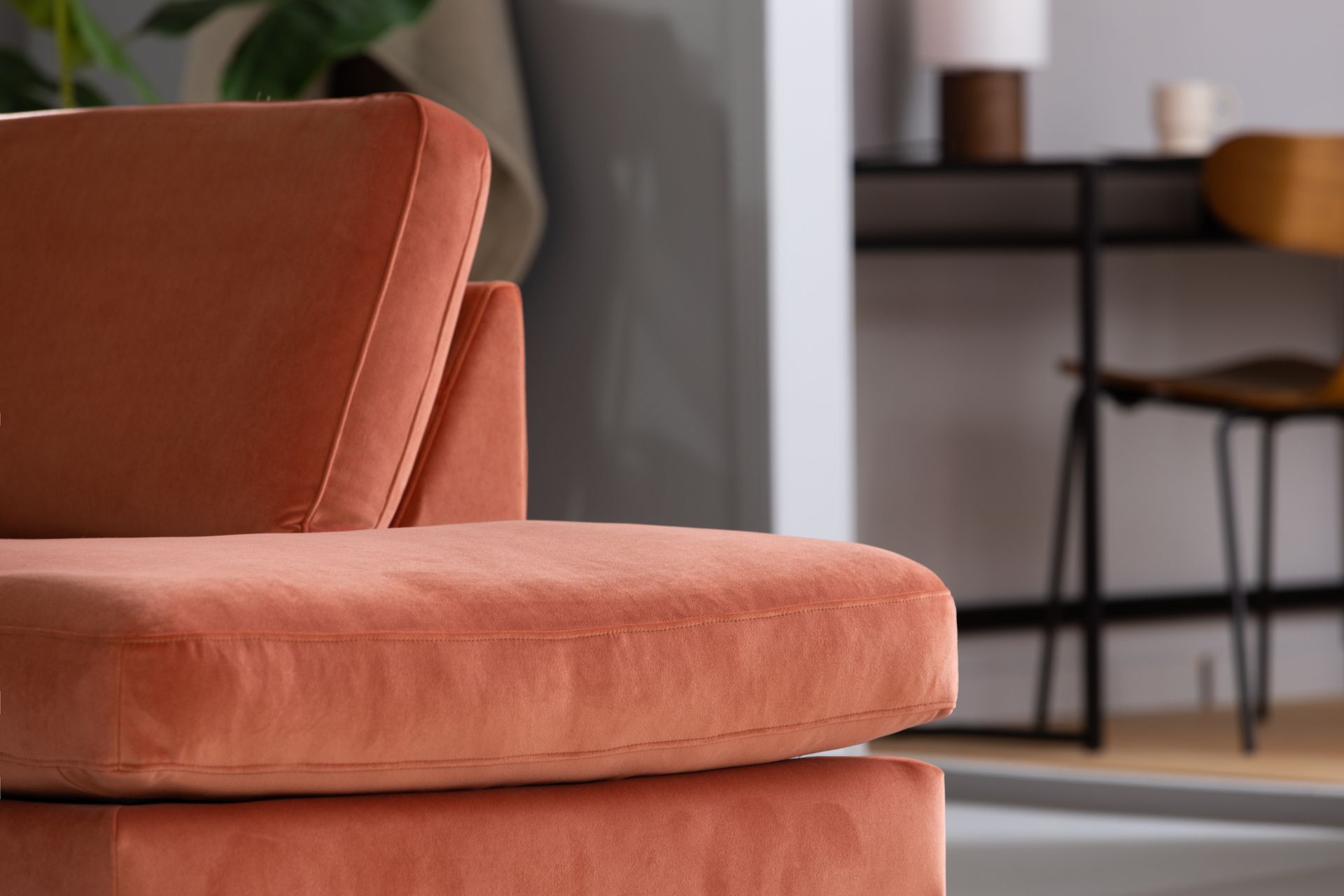 Teodin 2,5-seters Fløyelssofa med Sjeselong Høyre - Rosa - Møbler - Sofaer - Sofa med sjeselong