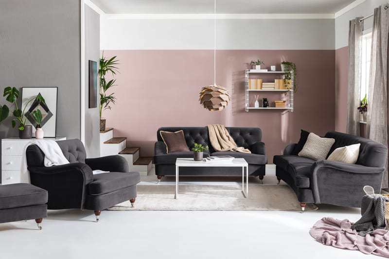 Howard Riviera Sofagruppe Svingt 3-seters + 2-seters Sofa + Lenestol + Fotskammel i Fløyel - Mørk grå - Møbler - Sofaer - Sofagrupper - Howard sofagruppe