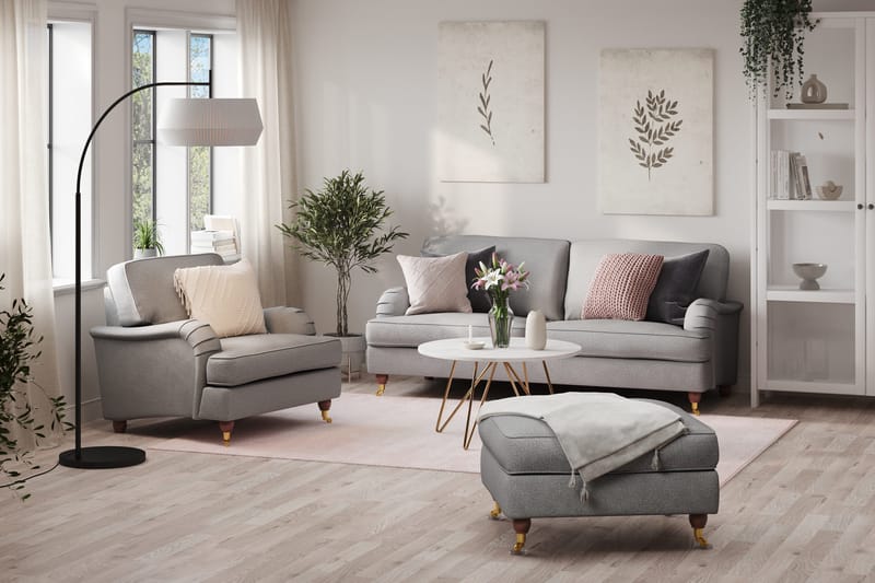 Howard Lyx Sofagruppe 3-seters Sofa + Lenestol + Fotskammel i Stoff - Lys grå - Møbler - Sofaer - Sofagrupper - Howard sofagruppe