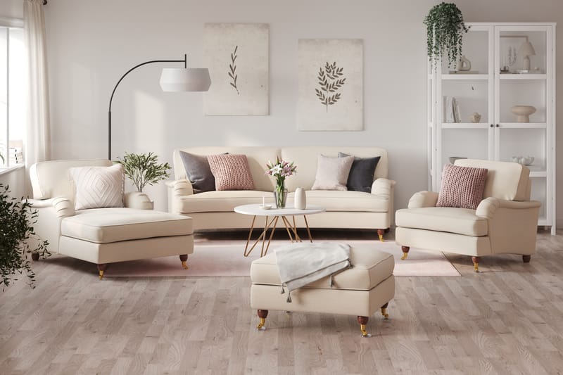 Howard Lyx Sofagruppe 3-seters Svingt Sofa + Divanstol + Lenestol + Fotskammel i Stoff - Beige - Møbler - Sofaer - Sofagrupper - Howard sofagruppe