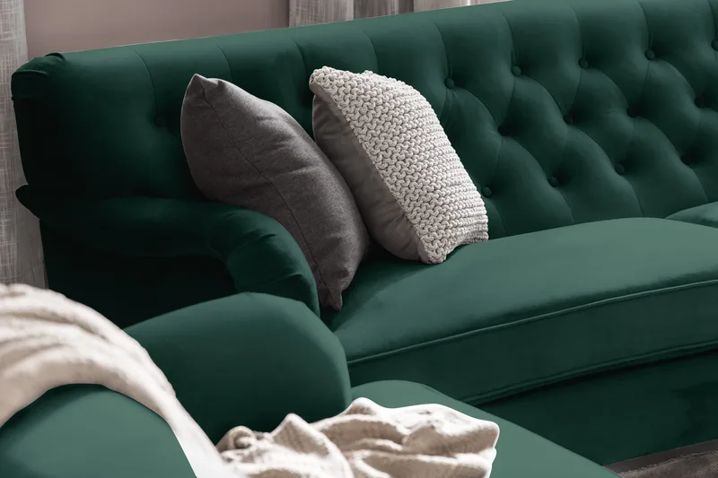 Howard Riviera Sofagruppe Svingt 3-seters + 2-seters Sofa + Lenestol + Fotskammel i Fløyel - Grønn - Møbler - Sofaer - Sofagrupper - Howard sofagruppe