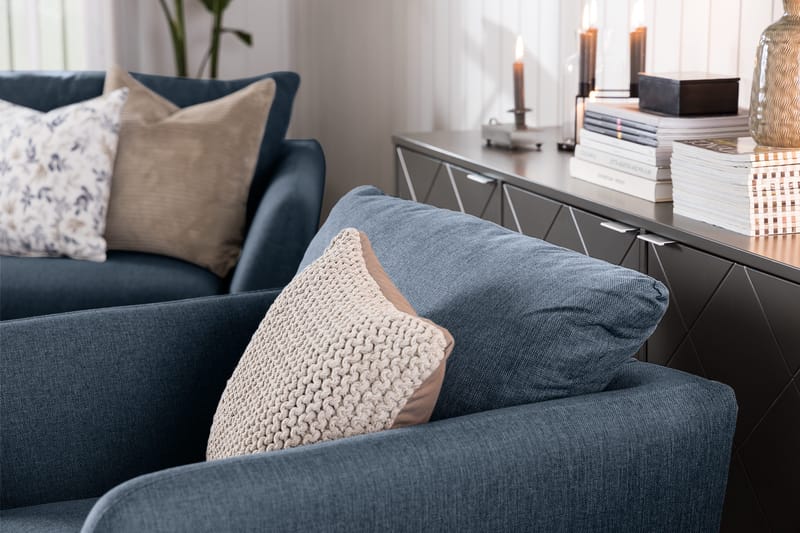 Trend Sofagruppe 3-seters + 2-seters Sofa + Lenestol + Fotskammel i Stoff - Blå - Møbler - Sofaer - Sofagrupper - Howard sofagruppe
