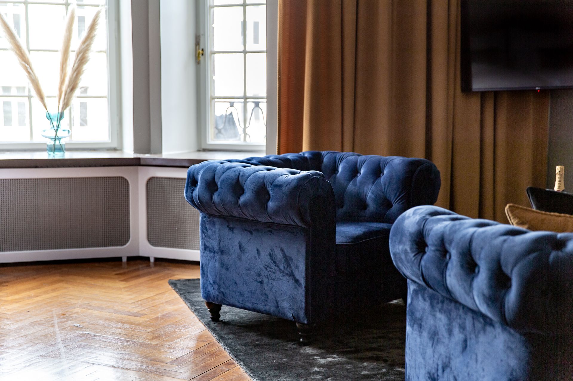 Chesterfield Lyx 3-seter Fløyelssofa – Dyp sofa - Blå - Møbler - Sofaer - Sovesofaer