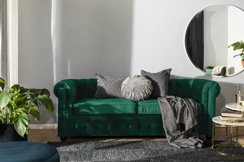Chesterfield Lyx 3-seter Fremoverbøyd sovesofa i fløyel - Grønn - Møbler - Sofaer - Sovesofaer