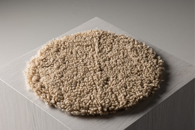 Katy Stolpute - Beige - Tekstiler - Sitteputer